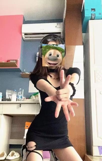 嫩妹小伊