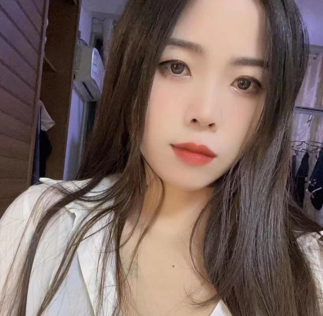 丝袜小姐姐