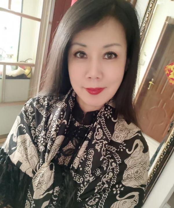 知性大姐姐特别温柔