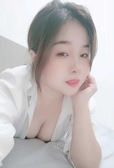 天河丰满型少妇花花