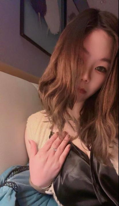 骚气毒龙女