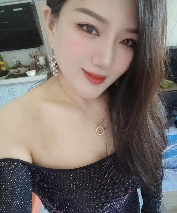 水床双飞姐妹花