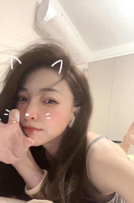 长发小妹妹