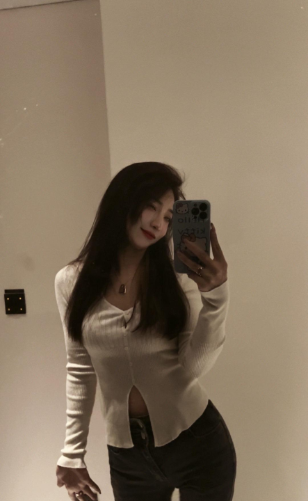 长发小妹妹