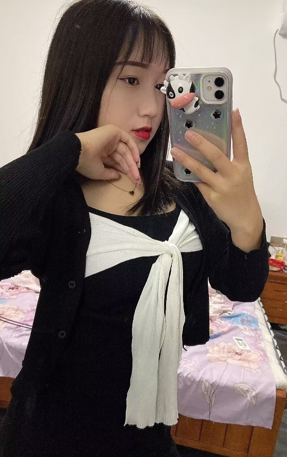 刚下海嫩妹