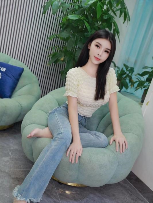 龙岗坂田小姐姐