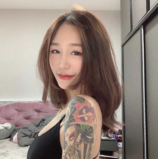 风情御姐雪莲