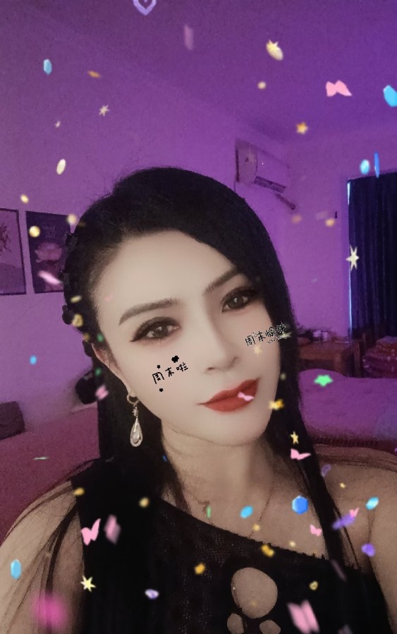 服务系熟女
