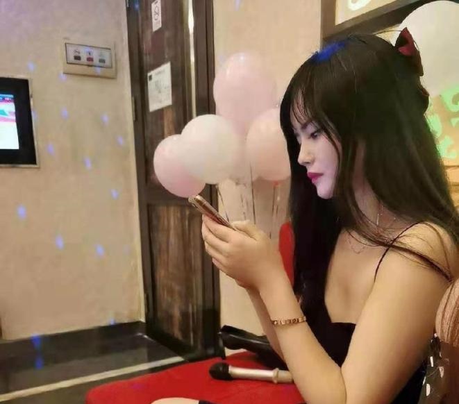 深圳服务控小草莓