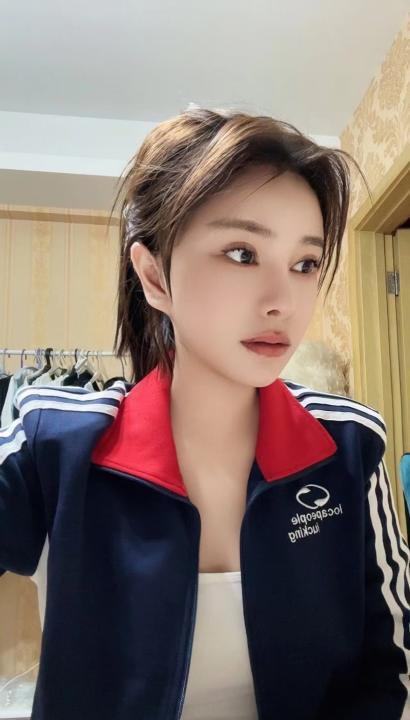 秦淮公寓美女