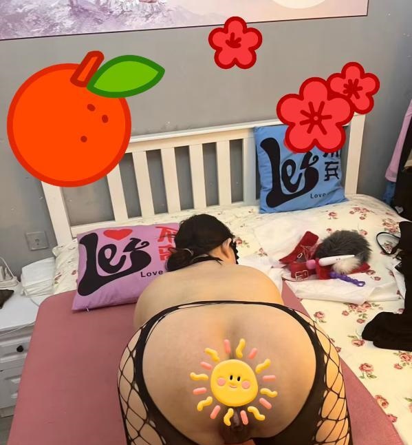 闵行四妹潮喷三通少妇