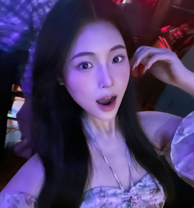 和平瘦瘦的老师