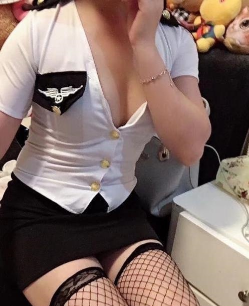 滨江纸飞机