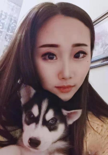 大咪咪小姐姐