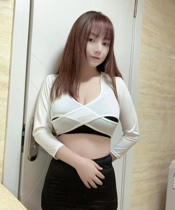 太阳城大胸妹妹