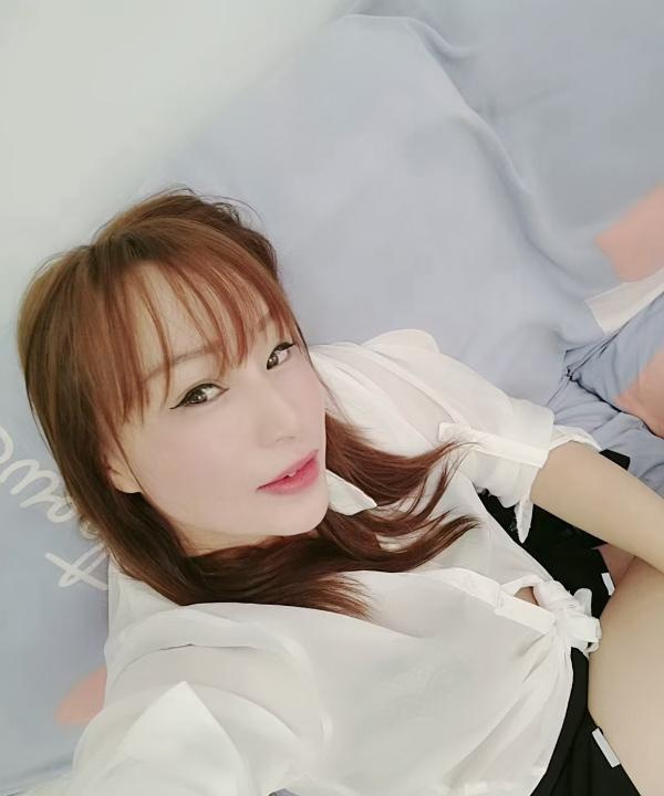 红牌楼服务系淑女