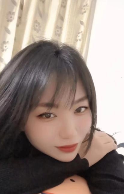 白云大胸长腿cc