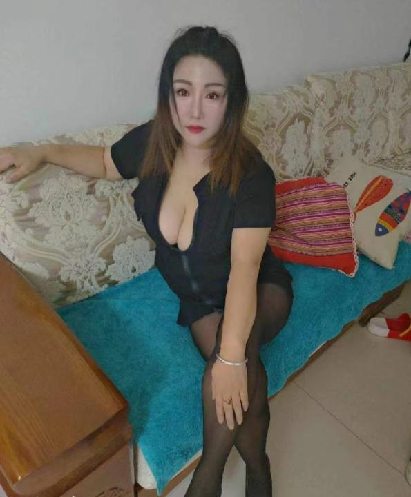服务控大波妹