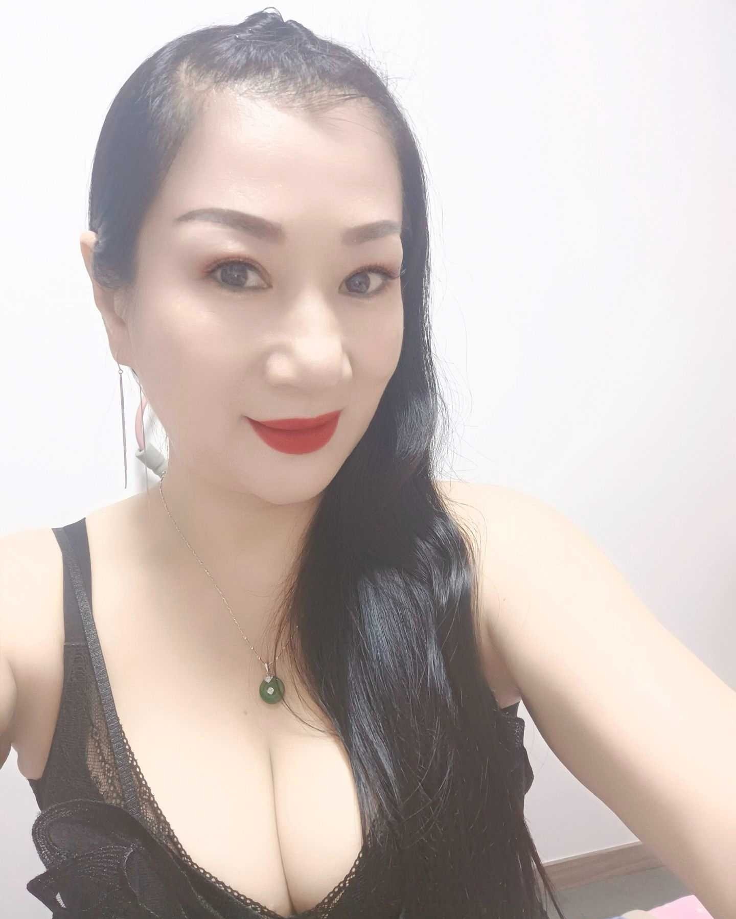 杭州拱墅大奶美媚