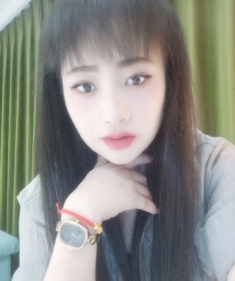 新华小少妇