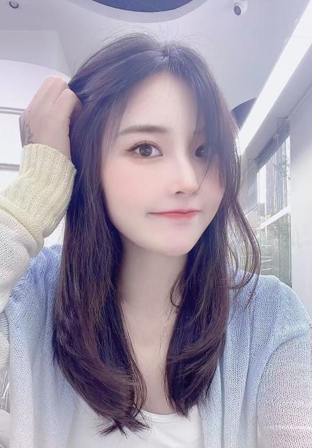马群悦悦美女