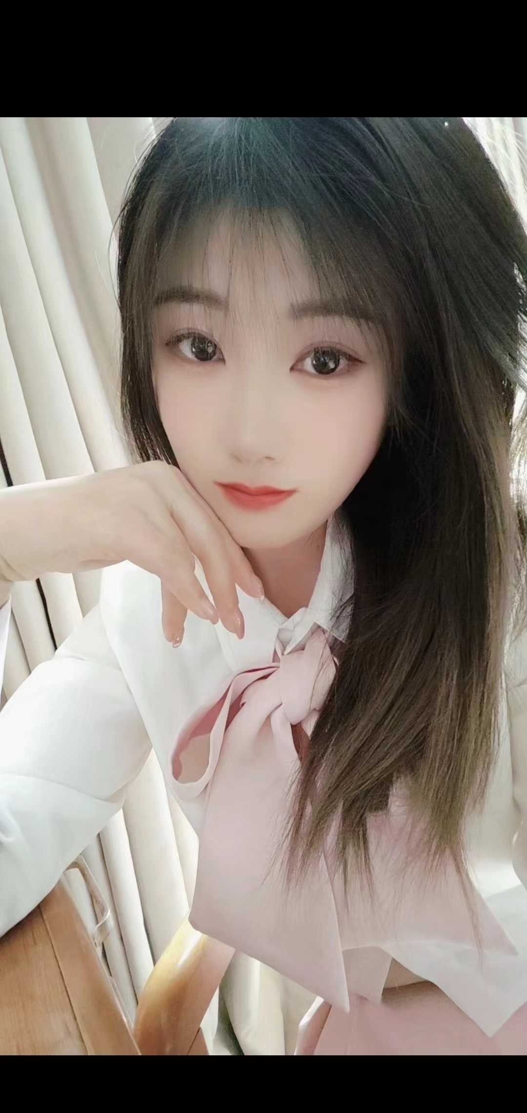 天心巨乳服务妹子