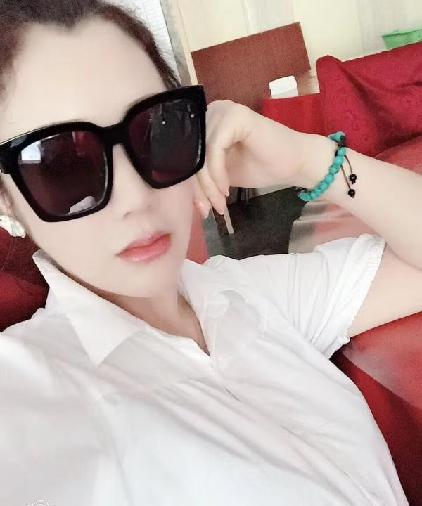 越秀玉乳丽莎
