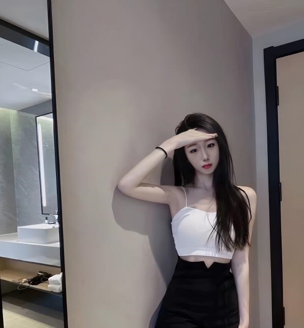 臂浪美眉