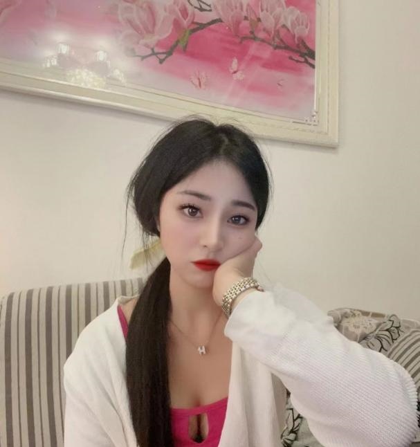 广州连衣裙小姐姐