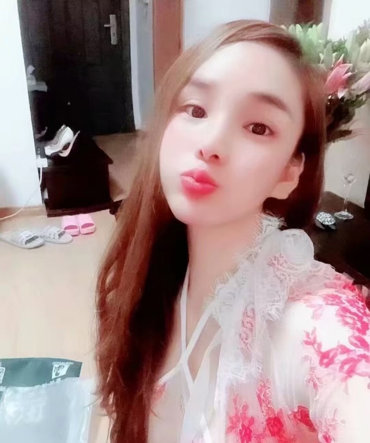 丰满风骚的小少妇