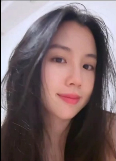 健身女孩语嫣