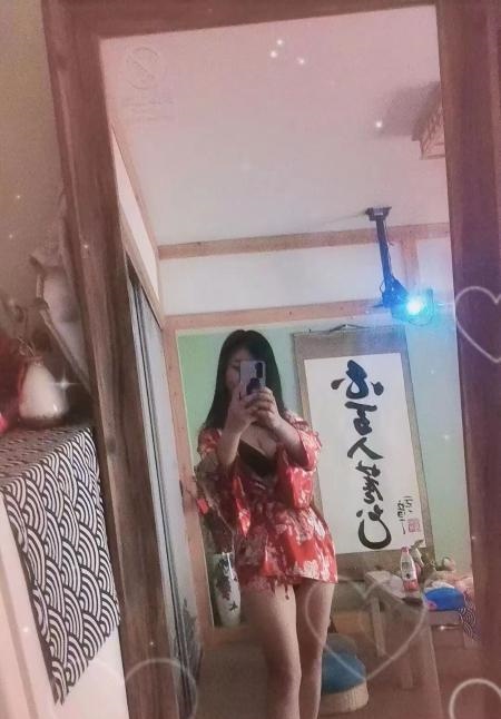 大胸大臀少妇