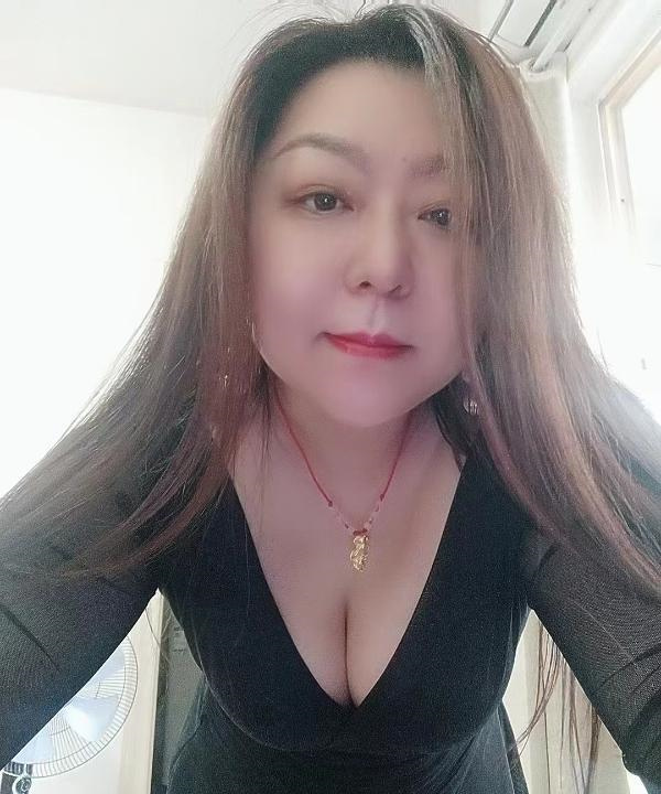 武昌雨荷姐姐