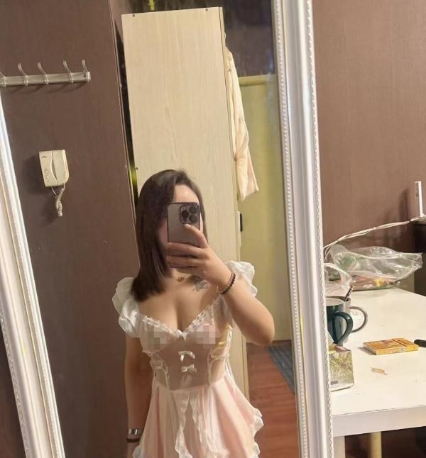 蓝谷地轻熟女
