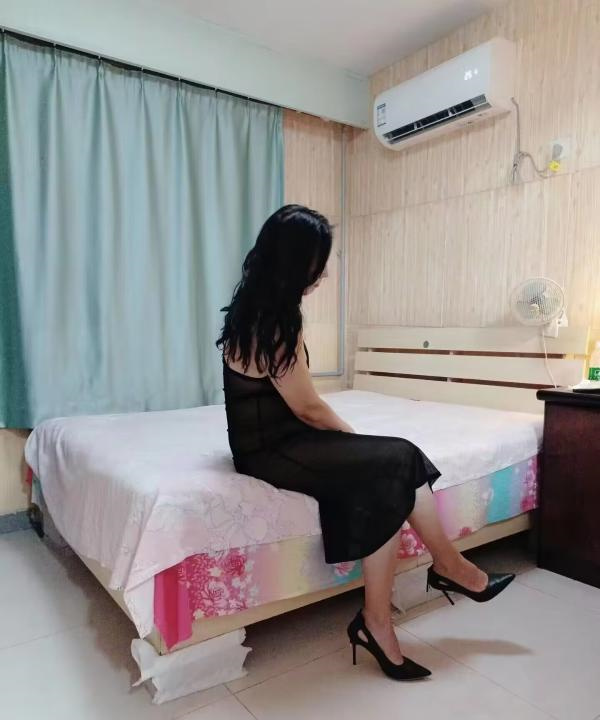 十里河泄火熟女