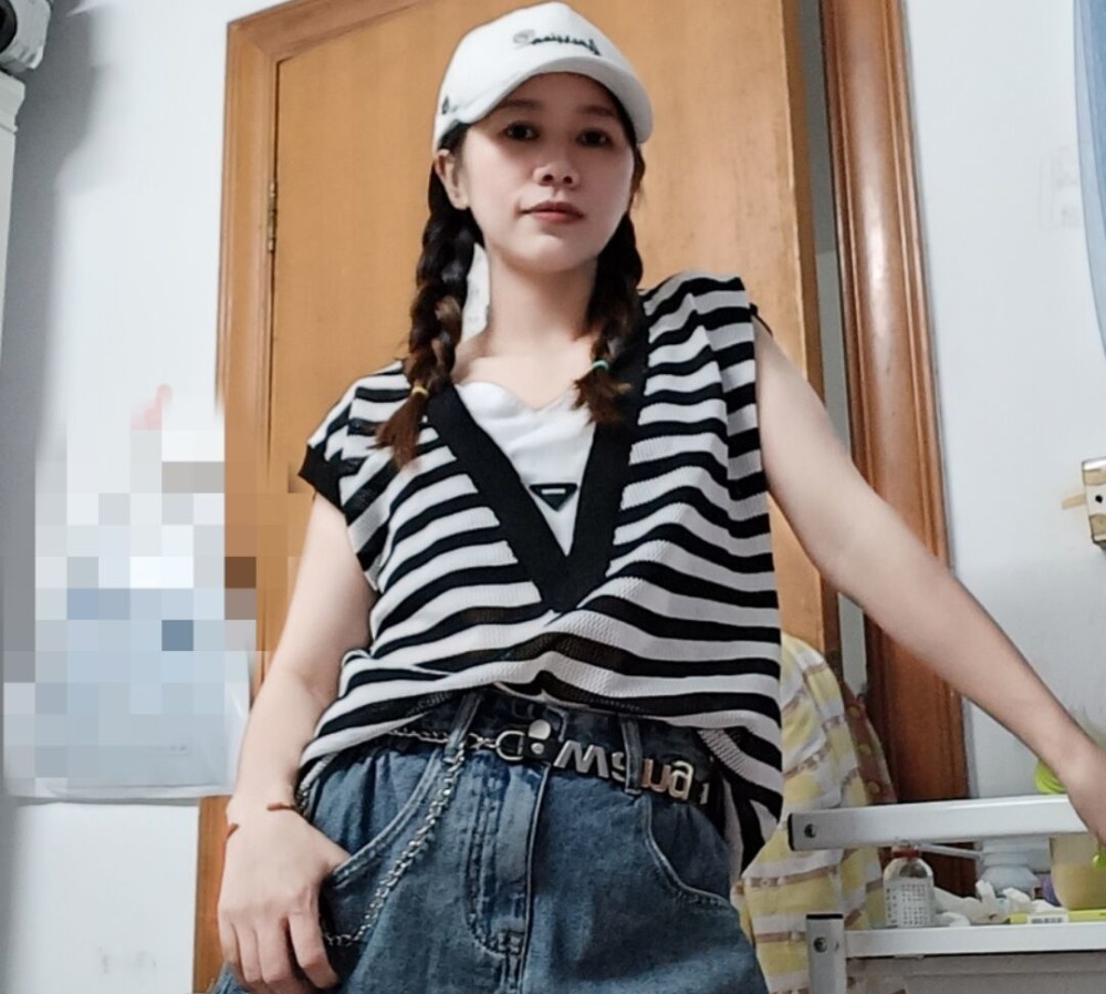 白云石井性感性感小陈