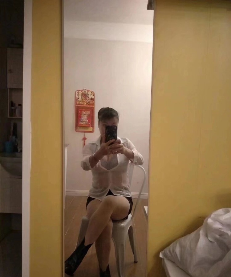 泄火熟女 浦西婷婷
