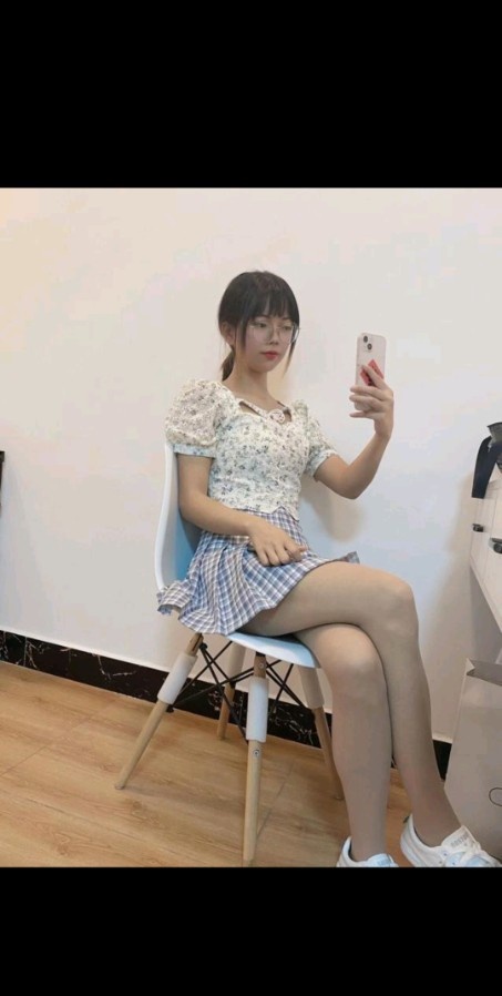 广州眼镜妹