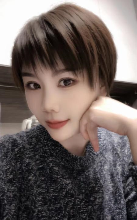 彤彤小姐姐