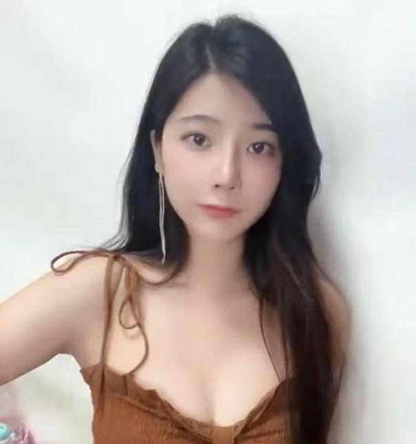 闵行嫩妹双飞
