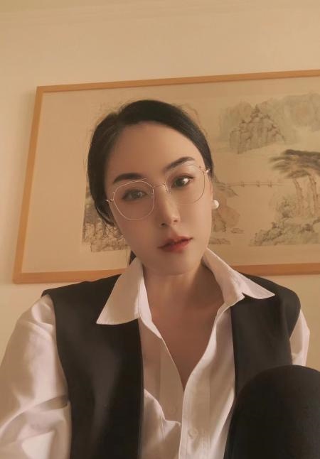 颜值在线服务一流妹妹