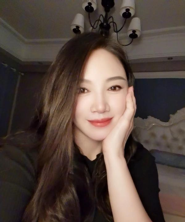 万达小姐姐
