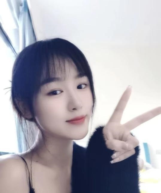 龙岗美腿蓓蓓
