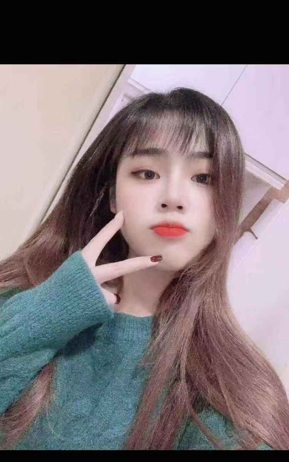 蜜桃臀妹子
