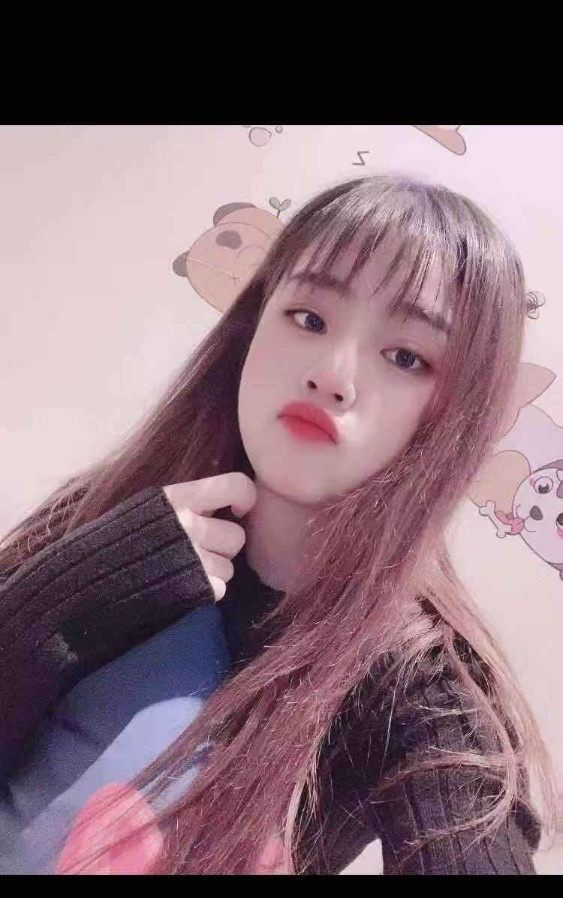蜜桃臀妹子