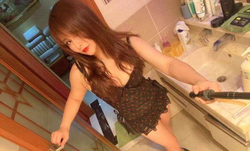 全套带抓龙筋服务少妇