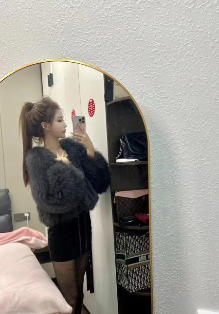 南山车模Linda