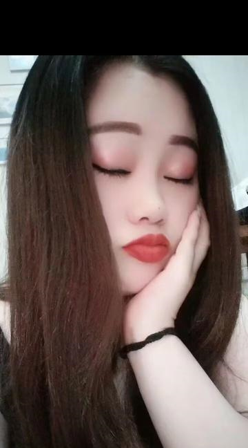 G奶坦克少妇