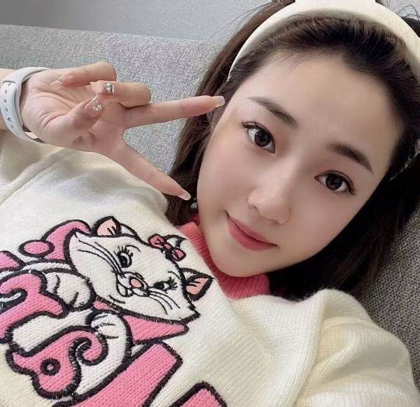 年轻小姐姐程程