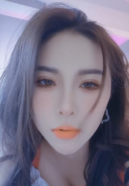 双胞胎骚御姐